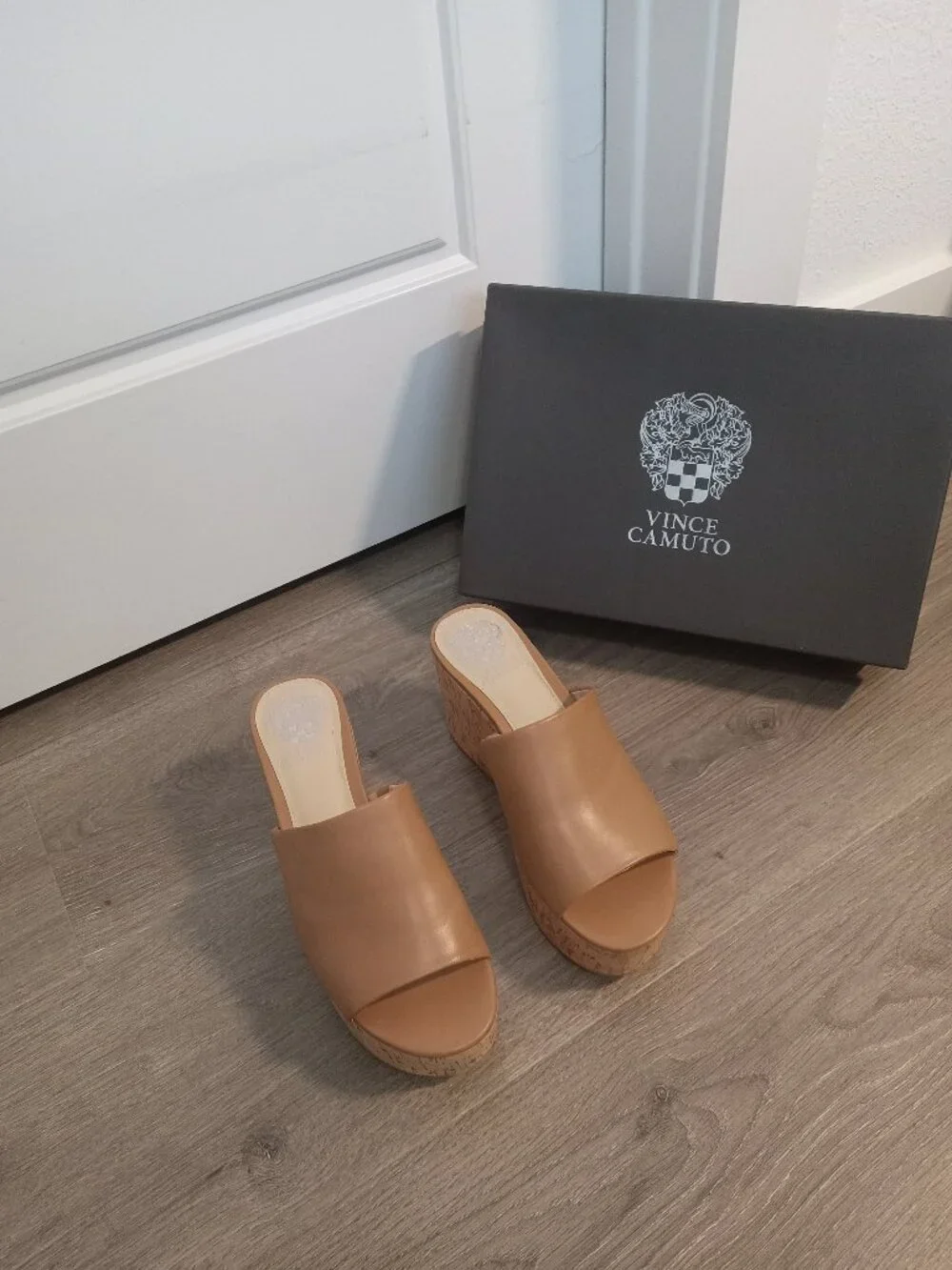 Vince Camuto Gadgen Wedge Sandal, Spiced Sand, Size 7½ M, Worn Once, Like New